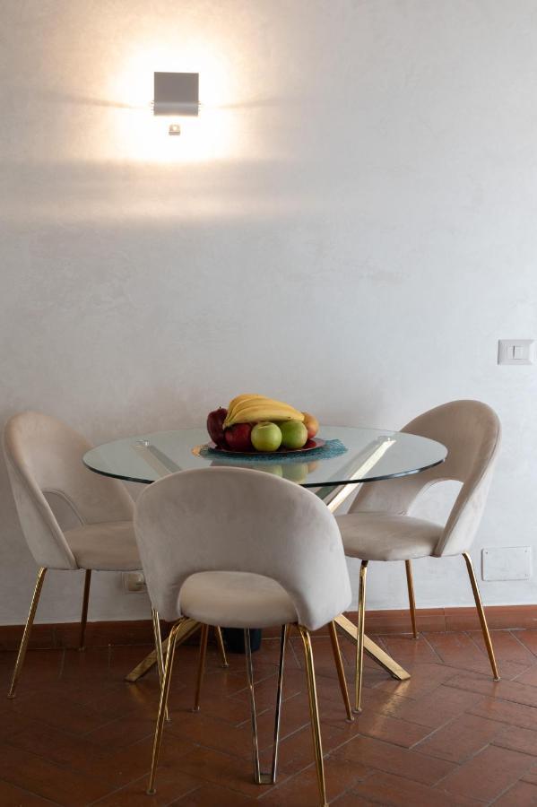 Campo De Fiori Chic Apartment โรม ภายนอก รูปภาพ