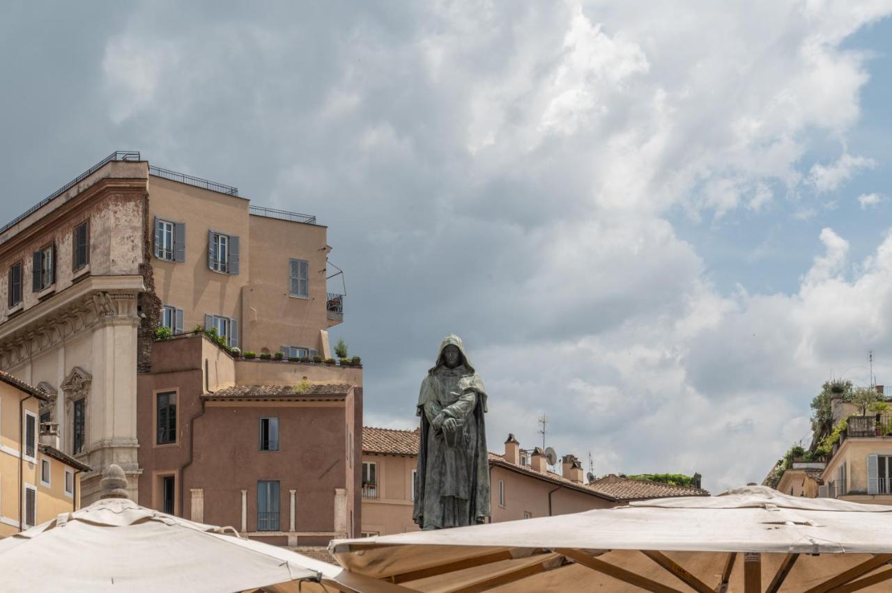 Campo De Fiori Chic Apartment โรม ภายนอก รูปภาพ