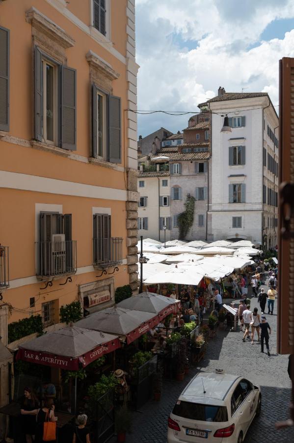 Campo De Fiori Chic Apartment โรม ภายนอก รูปภาพ