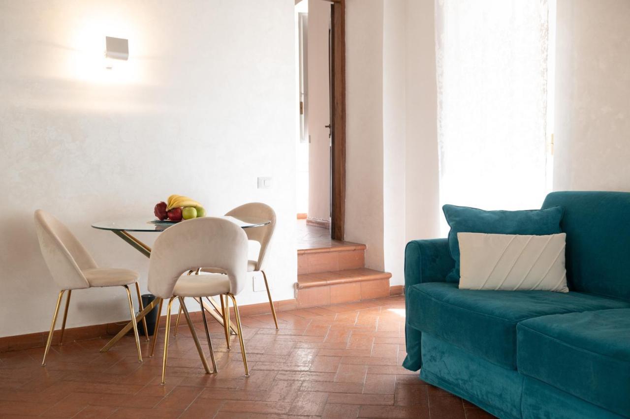 Campo De Fiori Chic Apartment โรม ภายนอก รูปภาพ