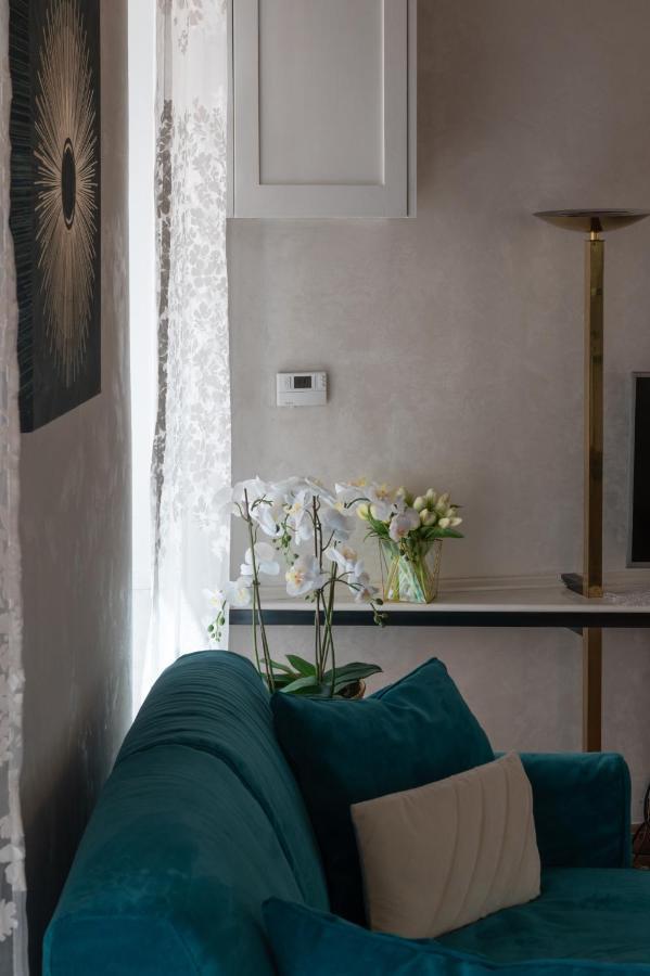 Campo De Fiori Chic Apartment โรม ภายนอก รูปภาพ